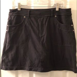 Athleta Bettona Black Skort  Large